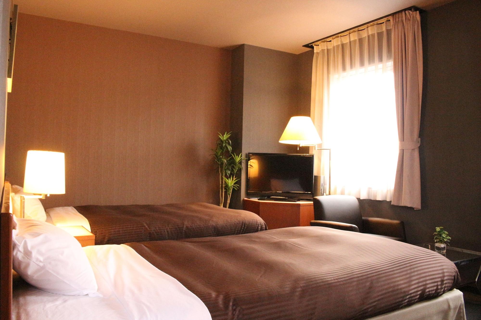 โฮเต็ล ไลฟ์แม็กซ์ ฮิรัตสึกะ เอกิเมะ Hotel ฮิระสึกะ ภายนอก รูปภาพ