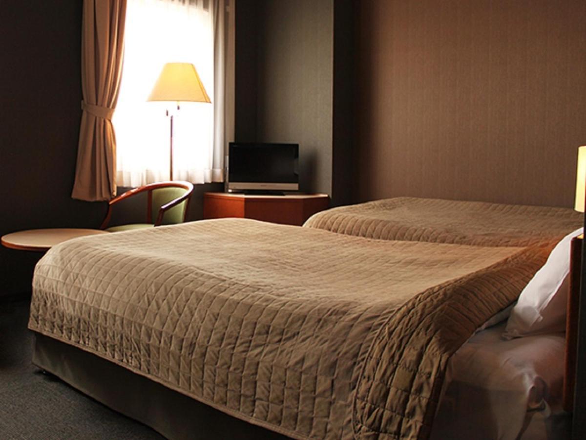 โฮเต็ล ไลฟ์แม็กซ์ ฮิรัตสึกะ เอกิเมะ Hotel ฮิระสึกะ ภายนอก รูปภาพ